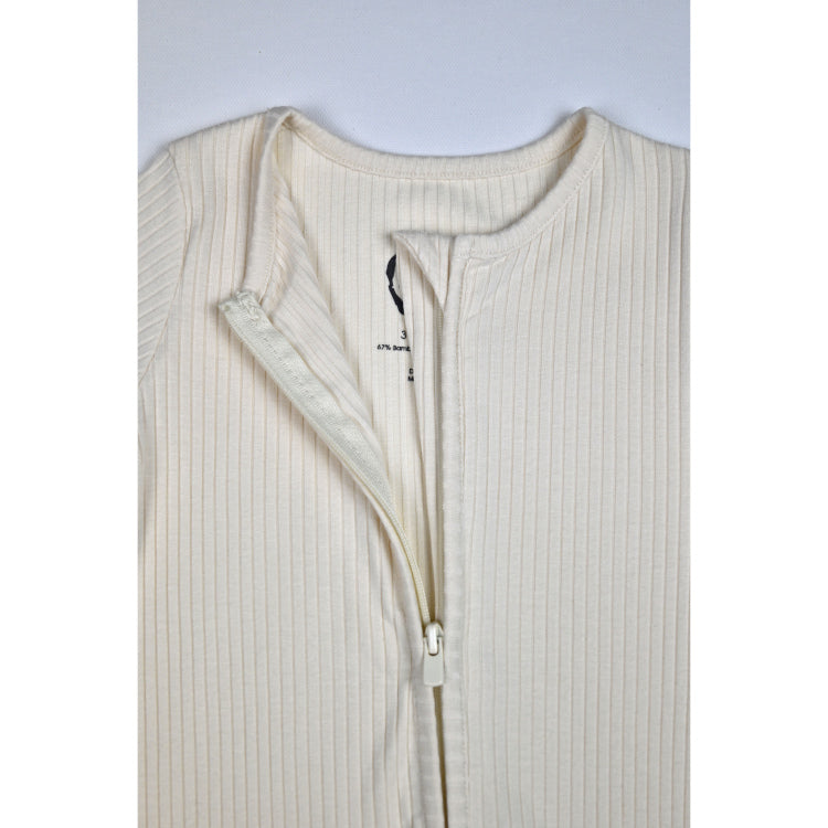 organic_cotton_bamboo_baby_zipup_sleepsuit_ecru_fluffymoon_1